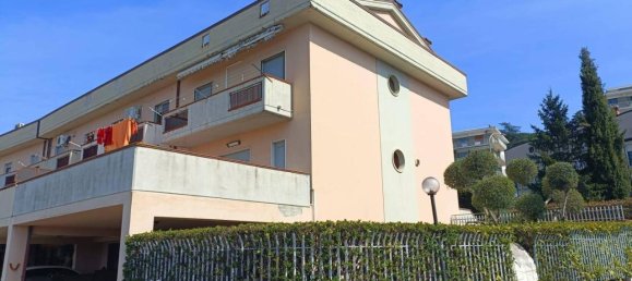 7 rooms House in Benevento, Italy No. 35910 8