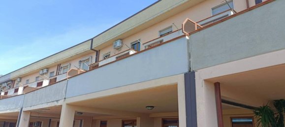 7 rooms House in Benevento, Italy No. 35910 9