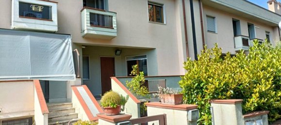 7 rooms House in Benevento, Italy No. 35910 3