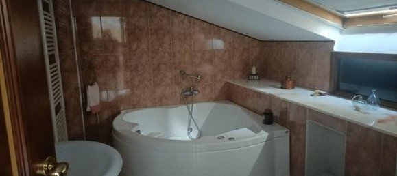 7 rooms House in Benevento, Italy No. 35910 41