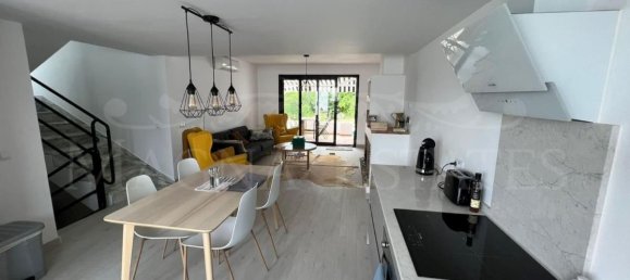 Таунхаус с 3 спальнями в Эстепона, Испания № 100759 5