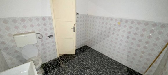 2 rooms Commercial property in Bitonto, Italy No. 19050 13