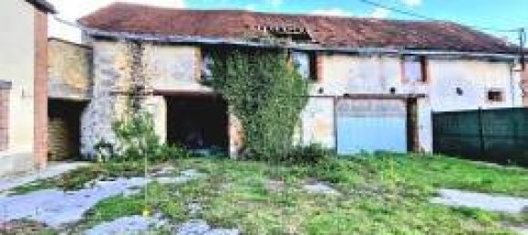 3 bedrooms House in Provins, France No. 137680 2