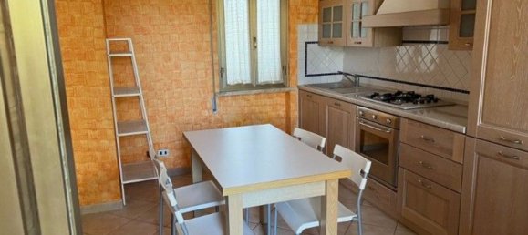 3-salle Appartement à Viareggio, Italy No. 263920 5