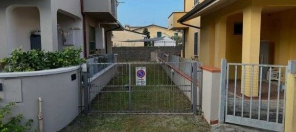 3-salle Appartement à Viareggio, Italy No. 263920 2