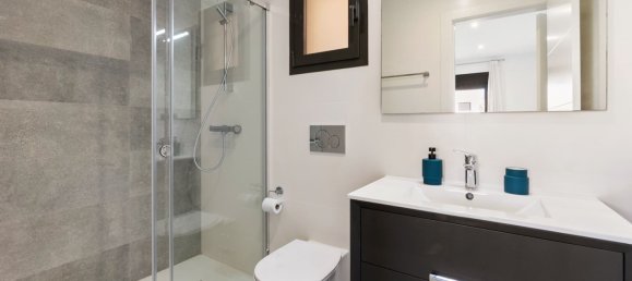 2 bedrooms Apartment in Alicante, Spain No. 136201 12