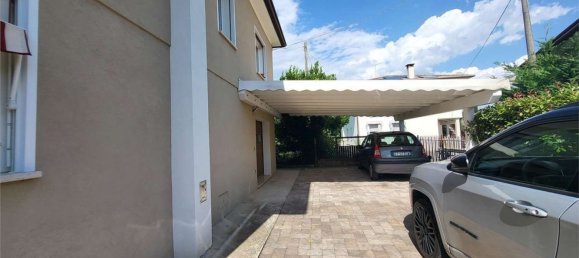 8 غرف نوم منزل في Cornuda, Italy رقم 324510 6