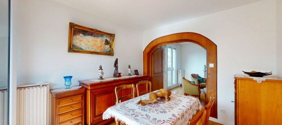 Apartamento de 2 dormitorios en Saint-Martin-d'Heres, France No. 205697 5