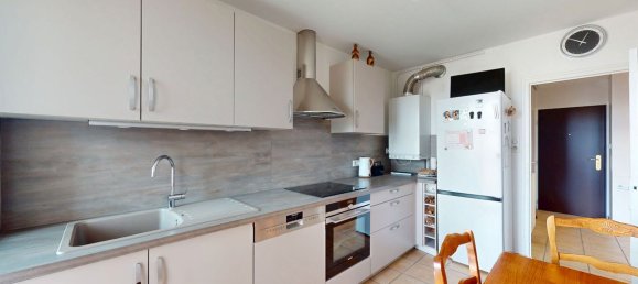 Apartamento de 2 dormitorios en Saint-Martin-d'Heres, France No. 205697 10
