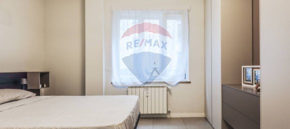 3-salle Appartement à Busto Arsizio, Italy No. 271575 13