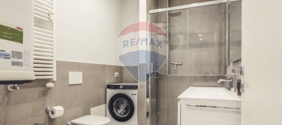 3-salle Appartement à Busto Arsizio, Italy No. 271575 22