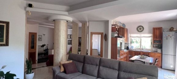 6-salle Appartement à Alcamo, Italy No. 258745 9