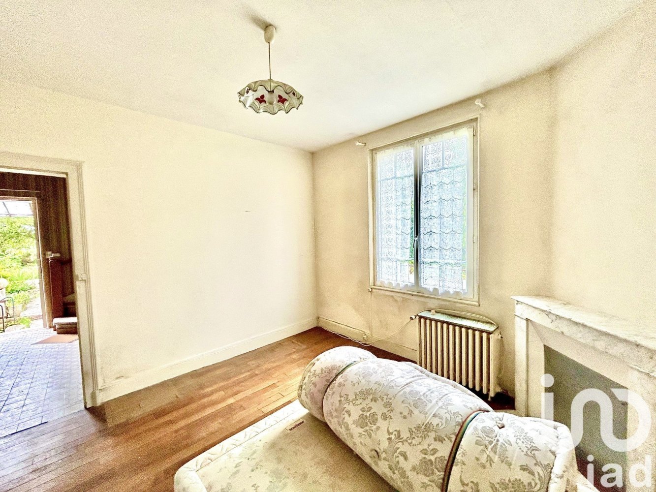 3 bedrooms House in Courtenay, France No. 274880