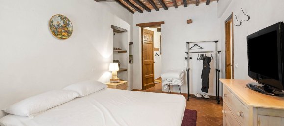 7 rooms Apartment in Città della Pieve, Italy No. 53673 19