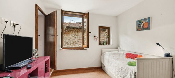 7 rooms Apartment in Città della Pieve, Italy No. 53673 12