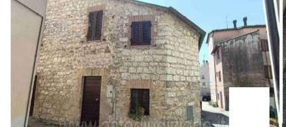 50 bedrooms Apartment in Fabriano, Italy No. 378027 2