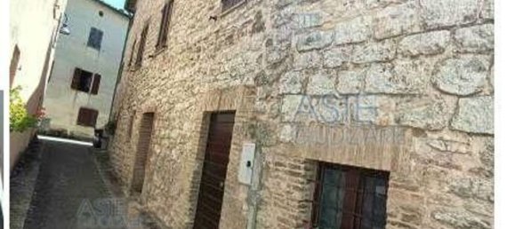 50 bedrooms Apartment in Fabriano, Italy No. 378027 3
