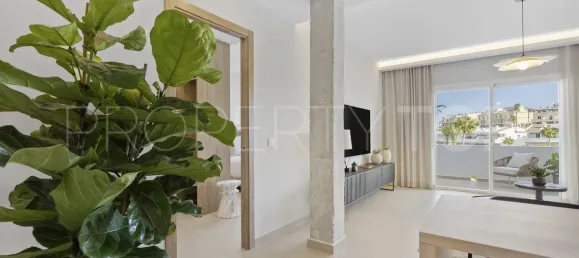 3 bedrooms Penthouse in Marbella, Spain No. 135050 8