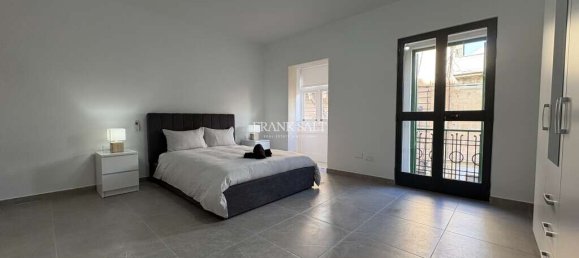 3 bedrooms Apartment in Sliema, Malta No. 11359 12