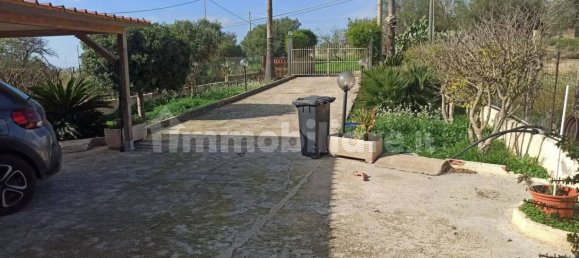 5 bedrooms Villa in Pachino, Italy No. 60982 10