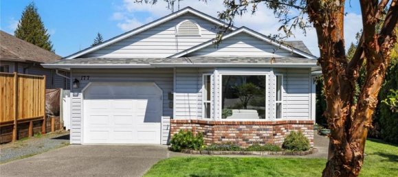 3 bedrooms House in British Columbia, Canada No. 1067 2