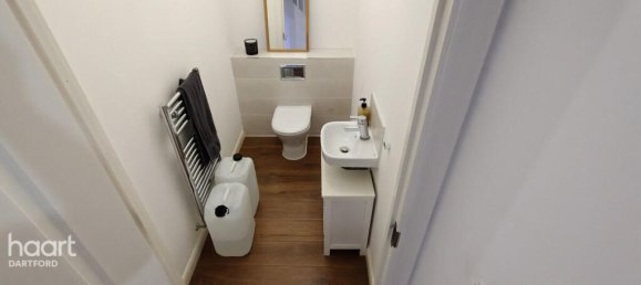 3 bedrooms House in Dartford, United Kingdom No. 4920 6