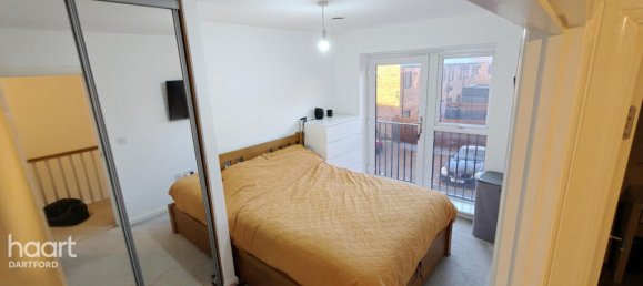 3 bedrooms House in Dartford, United Kingdom No. 4920 10