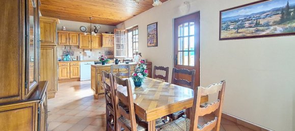 Adosado de 4 dormitorios en Chatillon-Coligny, France No. 294359 3