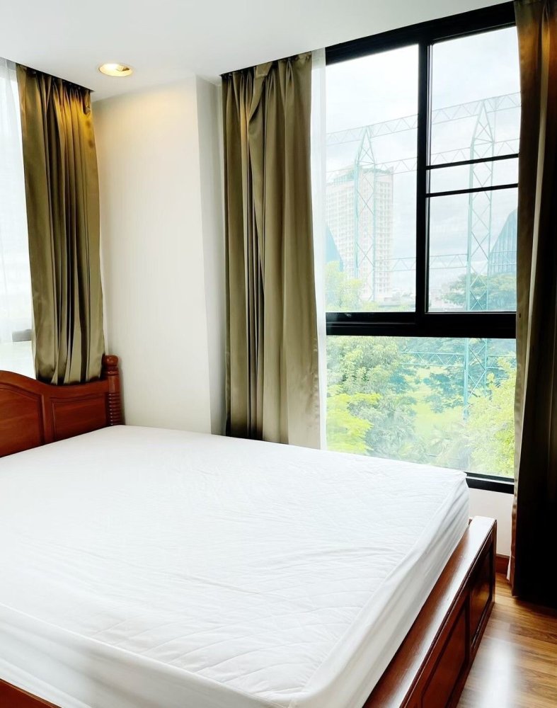 Кондоминиум  в Клонг Тоэй, Таиланд № 64749