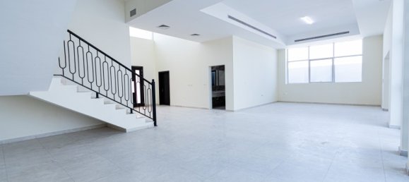 Villa T5 em Abu Dhabi, UAE N.º 37409 2