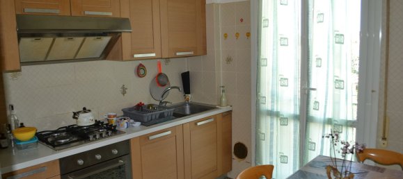 4 rooms Apartment in San Pietro in Casale, Italy No. 310586 2