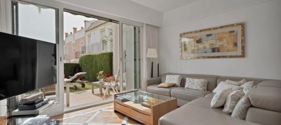 3 bedrooms Townhouse in Marbella, Spain No. 54592 15