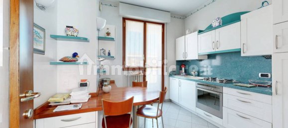 Apartamento de 3 dormitorios en Bresso, Italy No. 286496 25
