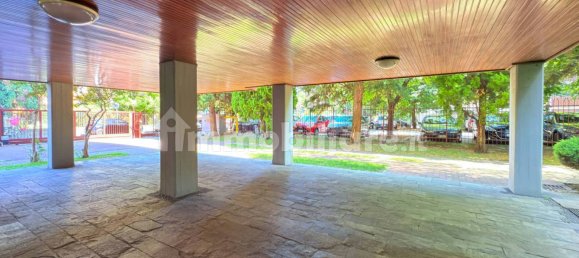 Apartamento de 3 dormitorios en Bresso, Italy No. 286496 8