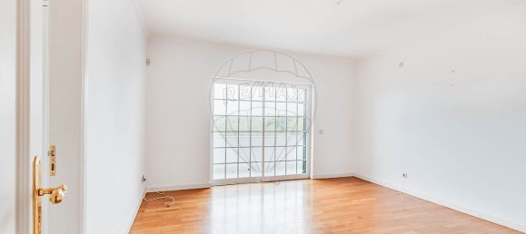 4 bedrooms Villa in Cascais, Portugal No. 54695 24