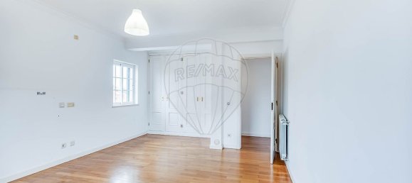 4 bedrooms Villa in Cascais, Portugal No. 54695 31