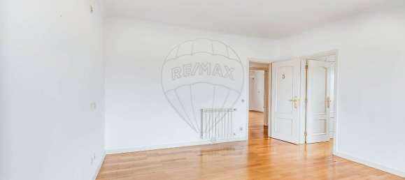 4 bedrooms Villa in Cascais, Portugal No. 54695 27