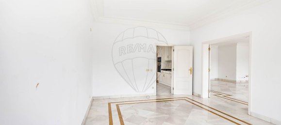 4 bedrooms Villa in Cascais, Portugal No. 54695 6