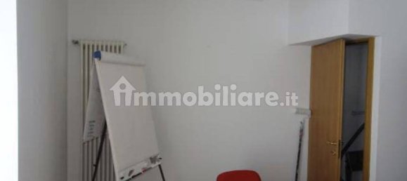 Imóvel comercial de 1 divisão em Bergamo, Italy N.º 273638 5
