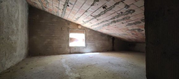 Квартира с 7 комнатами в Гвальдо Тадино, Италия № 193676 19