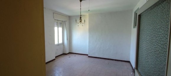 Квартира с 7 комнатами в Гвальдо Тадино, Италия № 193676 15