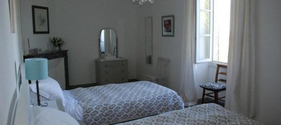 Casa de 9 dormitorios en Bresdon, France No. 37942 5