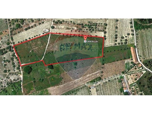 Grundstück in Viseu, Portugal 13513m², Nr. 42929