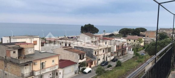 2 bedrooms Penthouse in Locri, Italy No. 256083 8