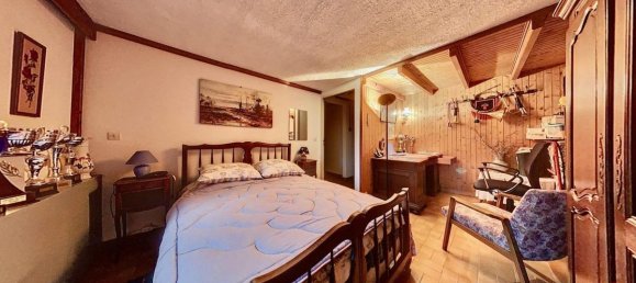 Дом с 4 комнатами в Бан-де-Лавлин, Франция № 69442 9