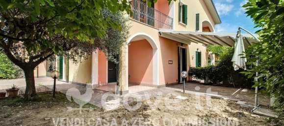 Дом с 4 спальнями в Дуэ Карраре, Италия № 352765 45