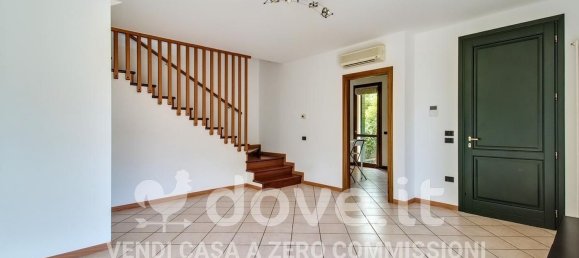 Дом с 4 спальнями в Дуэ Карраре, Италия № 352765 2