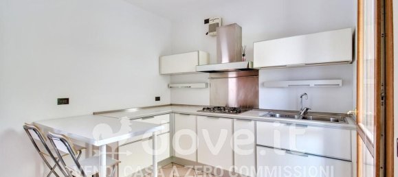 Дом с 4 спальнями в Дуэ Карраре, Италия № 352765 6