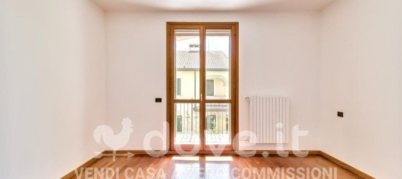 Дом с 4 спальнями в Дуэ Карраре, Италия № 352765 12