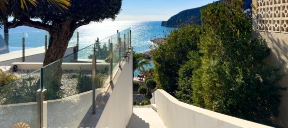 4 bedrooms Villa in Calpe, Spain No. 5327 8